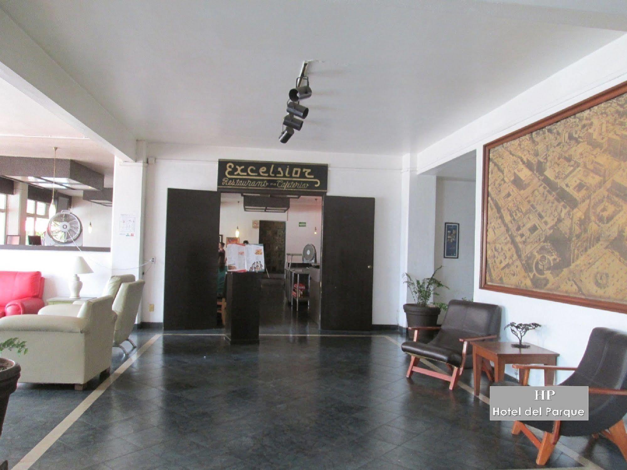 Hotel Del Parque Гвадалахара Экстерьер фото